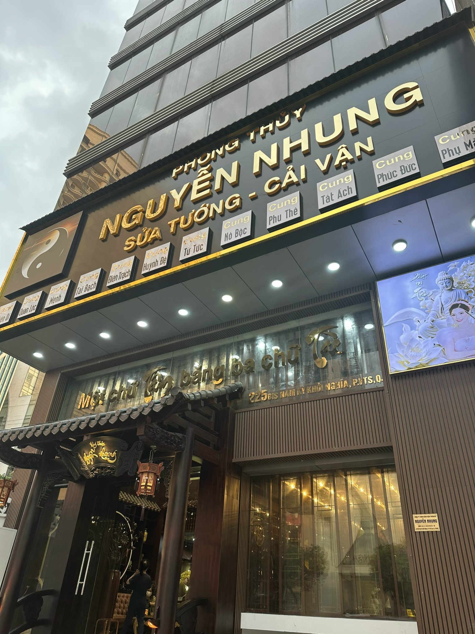 Ảnh chụp viện Phong Thủy Nguyễn Nhung - Chân Mày Phong Thủy Nguyễn Nhung